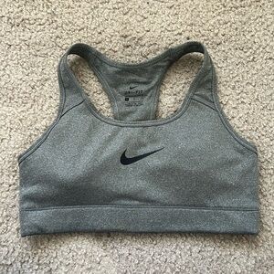 Nike Swoosh Medium Support
Women's Padded Sports Bra